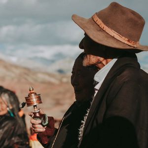 变态强奸美女视频网站
